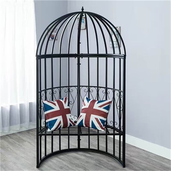 個(gè)性鐵藝桌椅