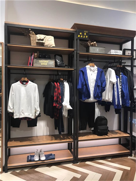 鐵藝服裝展示道具定制廠家