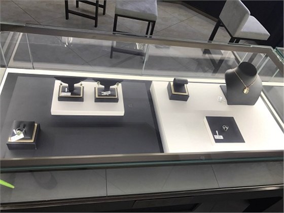 珠寶展示道具定制廠家