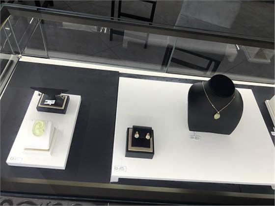 珠寶展示道具定制廠家