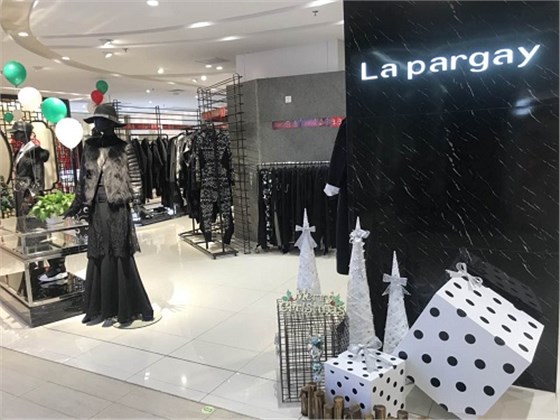 鐵藝服裝展示道具定制