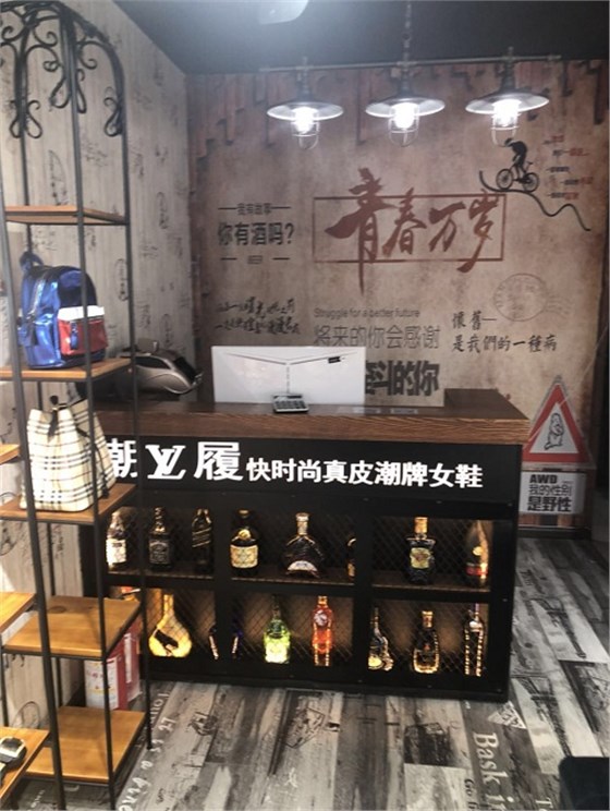 鐵藝展示道具定制
