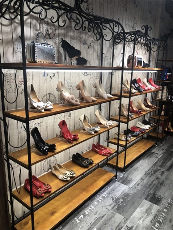 鐵藝展示道具定制