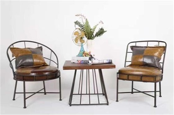 工業(yè)風(fēng)餐桌椅