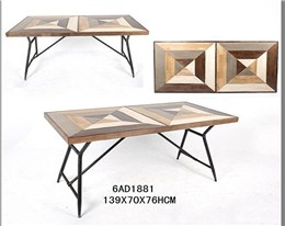 美式工業(yè)風(fēng)桌子