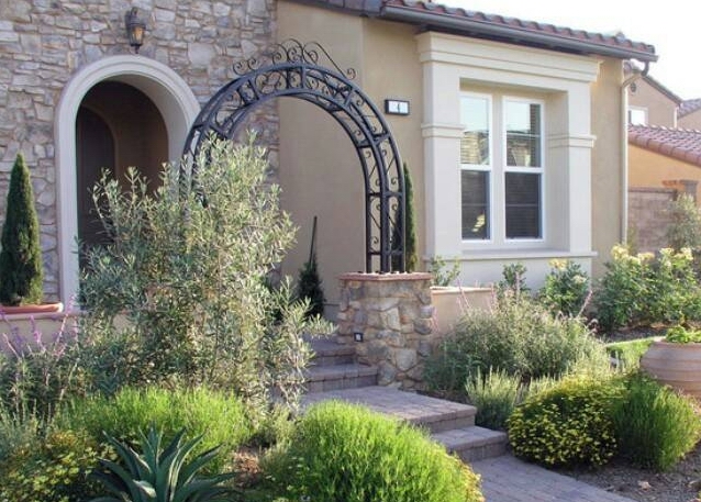 復(fù)古鐵藝家裝點(diǎn)綴奢華別墅