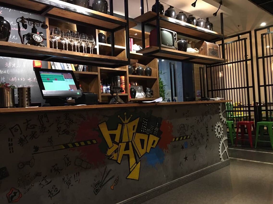 低調(diào)而不失個(gè)性的鐵藝復(fù)古裝修