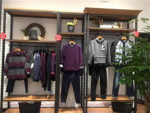 服裝陳列架廠家