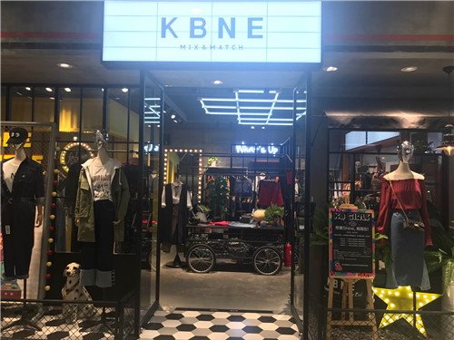 【KBNE】服裝展示道具定制廠家