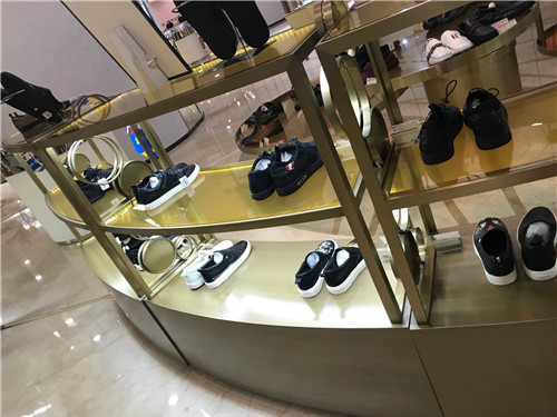 鐵藝服裝店展示架