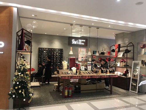 珠寶展示道具定制【實(shí)體店定制案例】