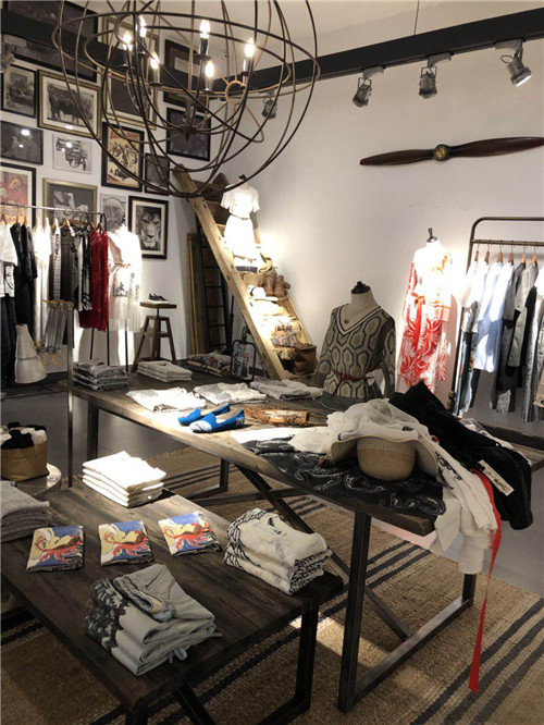 復(fù)古鐵木組合道具定制