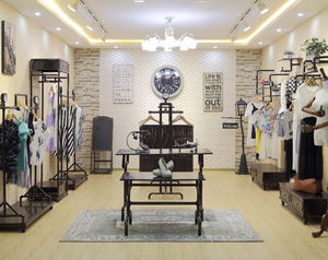 服裝店陳列架展示架 鐵木結(jié)合展示架