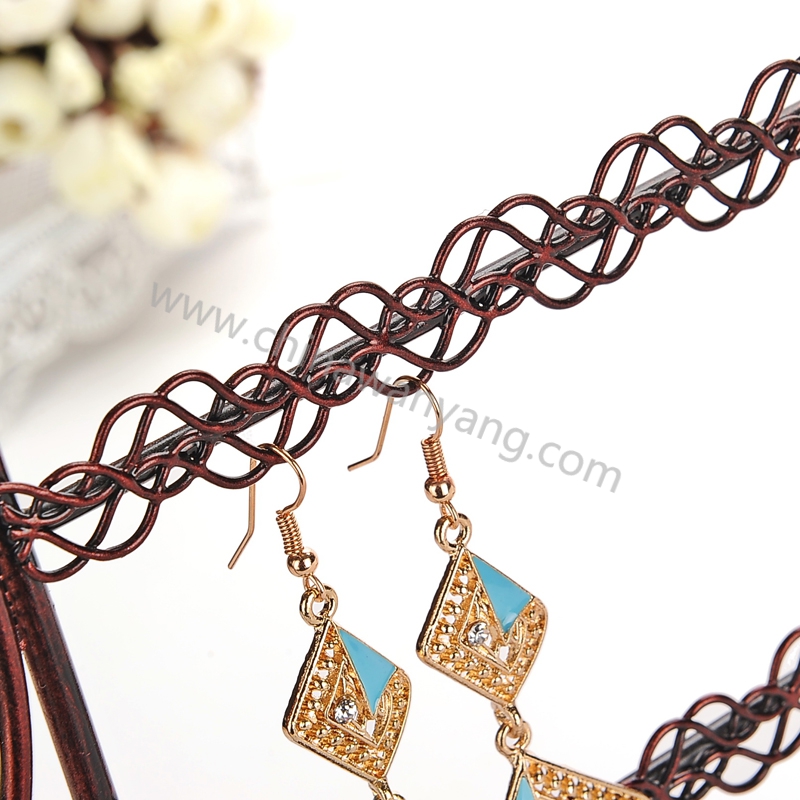  鐵藝飾品架定制