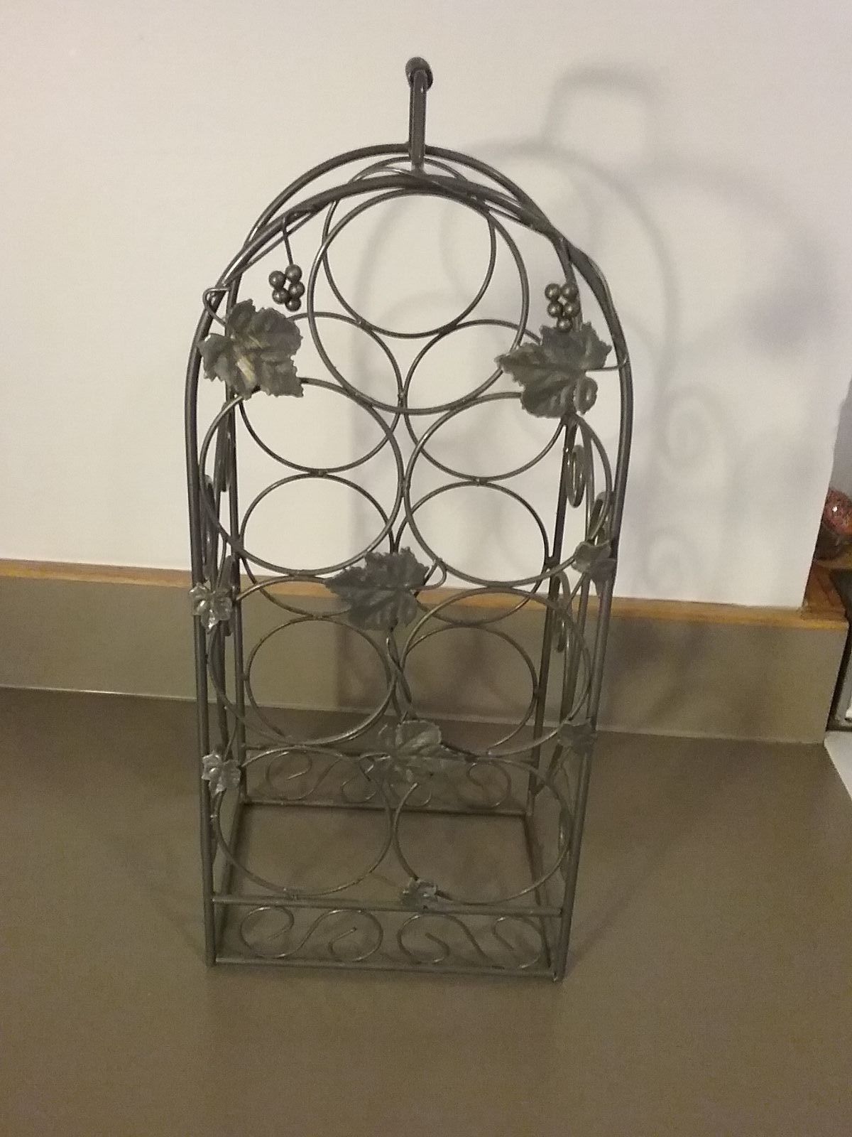 鐵藝創(chuàng)意酒架