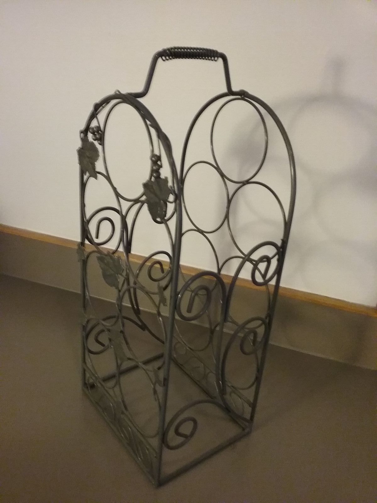 鐵藝創(chuàng)意酒架定制