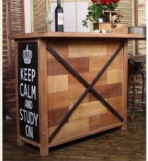 美式風(fēng)格鐵木展柜