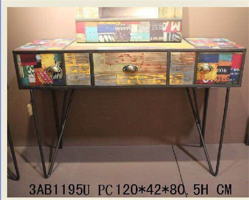 服裝店想定制美式鄉(xiāng)村風(fēng)格鐵木展示道具系列,有比較好的廠家推薦嗎？